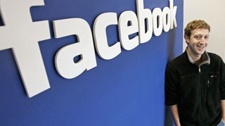 Facebook plateste un miliard de dolari pentru aplicatia foto Instagram