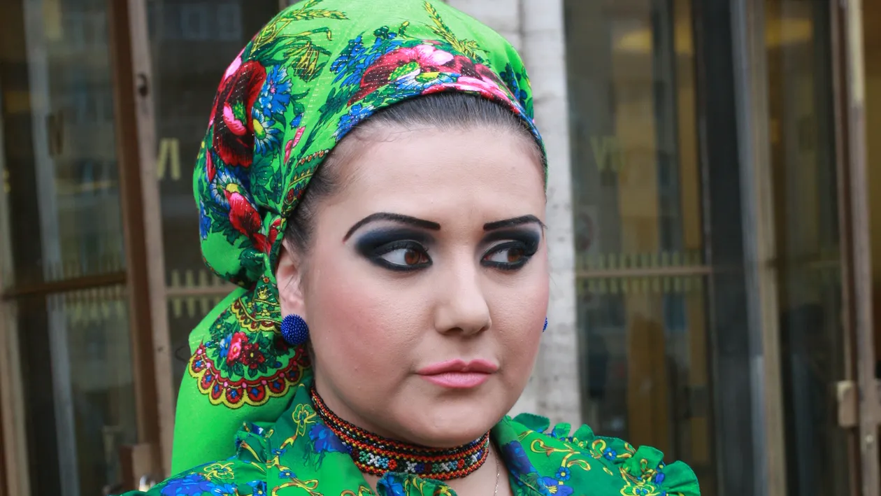 Bianca Rus, terorizata de un necunoscut. “Isi pune prosopul la gura si geme la telefon!” Uite ce-a putut sa-i faca masinii ei!