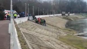 Tragedie în Călărași. Două femei au murit, iar un bărbat este în stare critică, după ce au încercat să se sinucidă toți în Dunăre