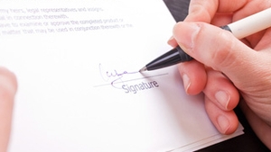 Zeci de maramureseni au fost pacaliti de o firma de recrutare! Au fost obligati sa renunte la pretentiile salariale!