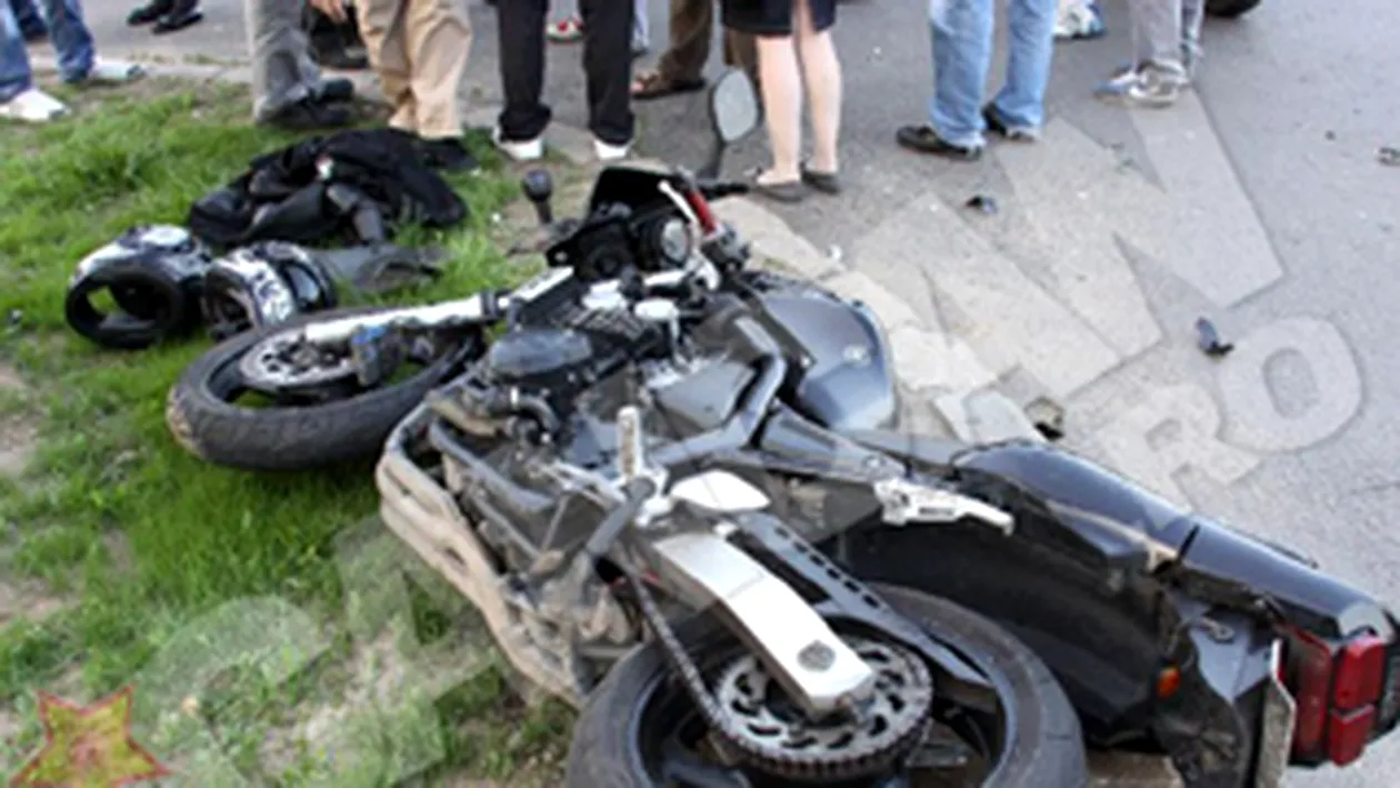 Una dintre maini i-a fost retezata dupa ce a intrat cu motocicleta intr-un sant