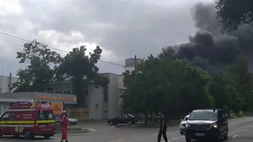 Alt incendiu în Constanța. Un depozit a izbucnit în flăcări
