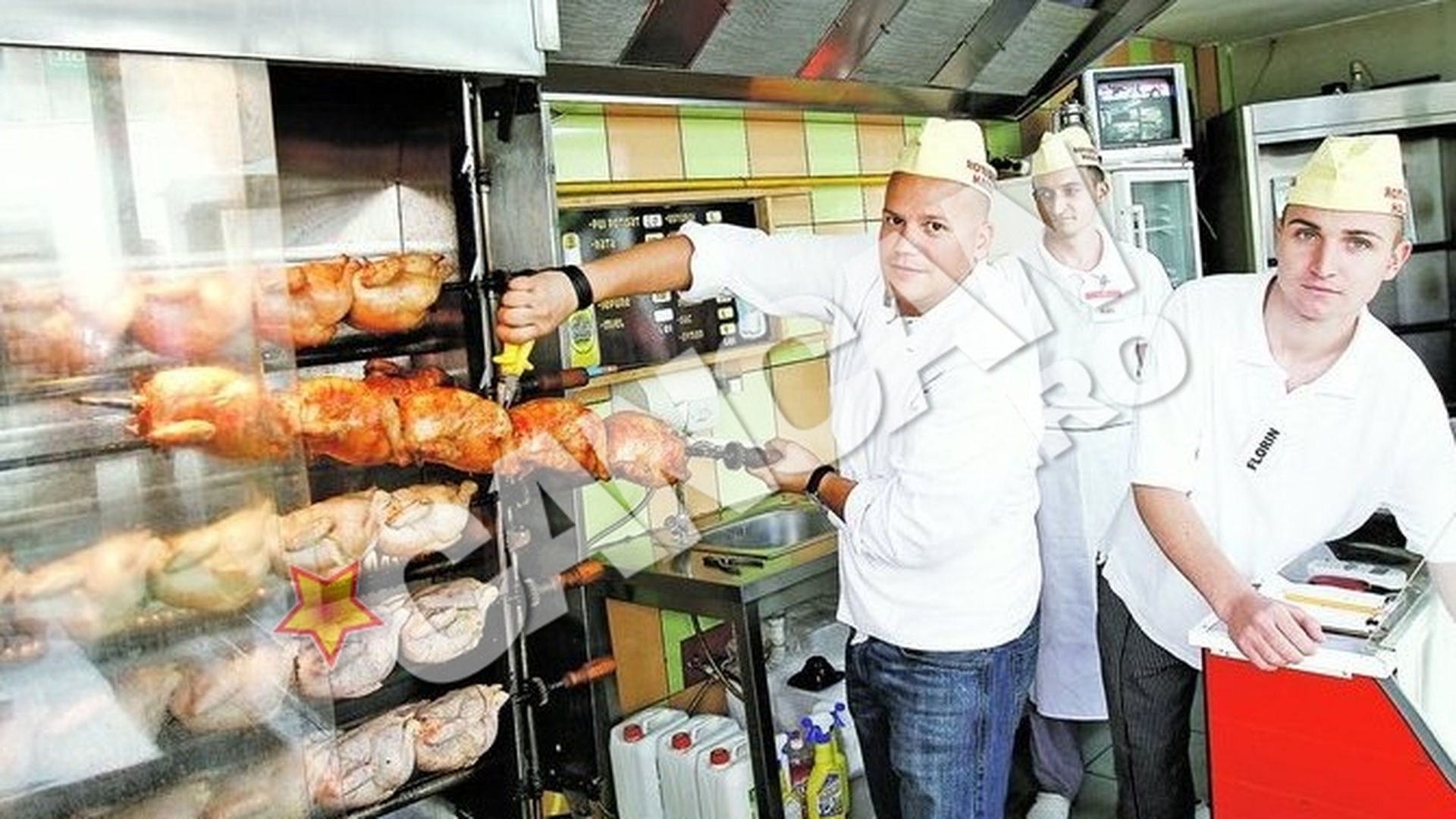 Gabriel Godeanu si-a tras rotiserie la periferie! "Masterchef" de Colentina