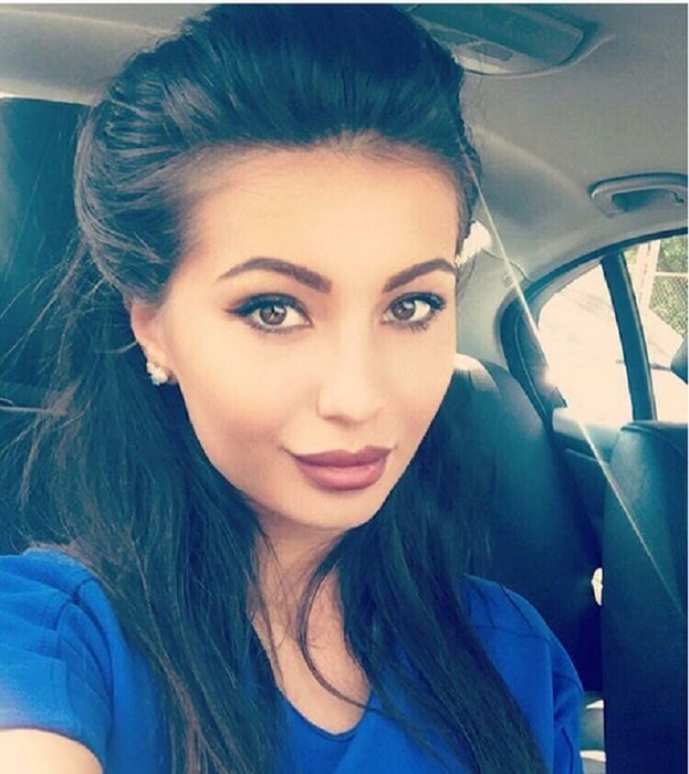 Anda Călin, selfie de pe patul de spital. Mesajul transmis de iubita lui Liviu Vârciu: „Înainte de operaţie…”