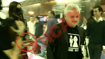 A plecat cu mancarea acasa de la petrecere