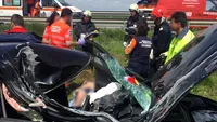 VIDEO. Accident grav pe Autostrada București - Pitești. Două victime au rămas încarcerate, a intervenit elicopterul SMURD