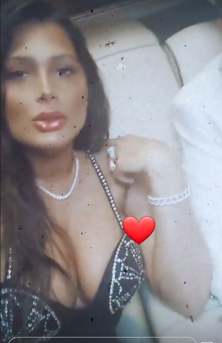 Marymar și Tzancă Uraganu se întrec în gesturi de tandrețe și săruturi pasionale cu Roxana Dobre și Florin Salam! Cum au fost surprinși toți la un restaurant din București