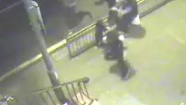 VIDEO Doi adolescenti au ucis un batran de fata cu nepotica lui