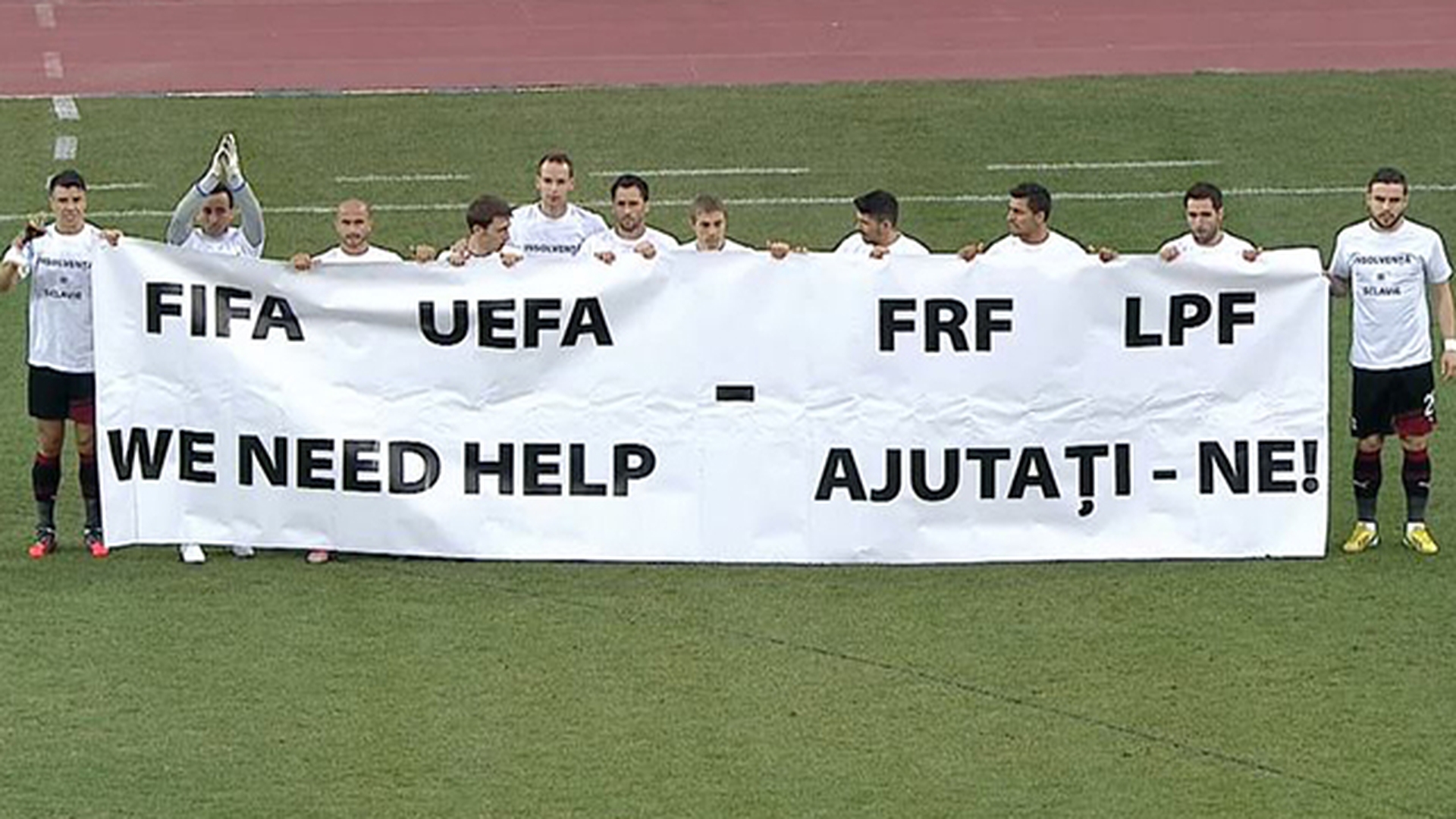 Jucatorii Rapidului au ajuns la capatul puterilor ! " Pierdeti cu 3-0 la masa verde daca protestati "