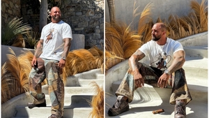 Câți bani a plătit Alex Bodi pentru o noapte de cazare în Mykonos. Musculosul i-a dat cu flit Caterinei și a ”fugit” după Ema Uta