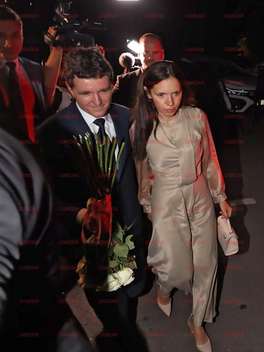 Nicușor Dan și partenera, la nunta lui Alexandru Nazare. Mirabela Grădinaru, apariție elegantă la petrecerea de la Casa Albă