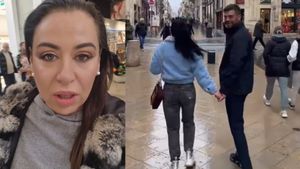 Fericire maximă pentru Marius Elisei după despărțirea de Oana Roman! Imaginea care o va pune pe jar pe fosta soție