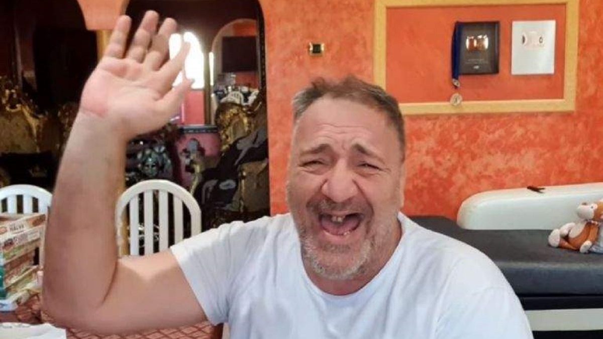 Nelson Mondialu a plecat de acasă? Celebrul personaj le-a spus fanilor că s-a despărțit de soția Liana