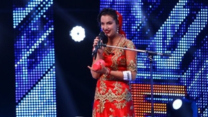 Fata din neam de căldărari care a cucerit juriul „X Factor“ avut parte de o nuntă ca în poveşti în urmă cu opt luni! Uite cum a arătat în rochie de mireasă