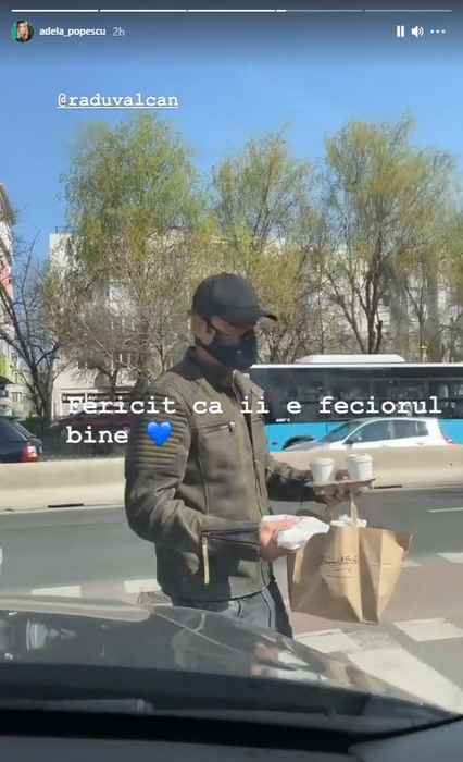 Adela Popescu, pictorial fără sutien și cu burtica la vedere: “Sper să nu vi se pară exagerată ipostaza”