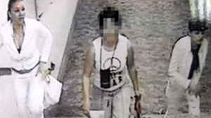 O altă criminală de la metrou făcea furori în urmă cu câţiva ani! Doina Matei a ucis o tânără cu umbrela, dar a fost eliberată condiţionat, deşi familia victimei a cerut pedeapsa cu moartea....