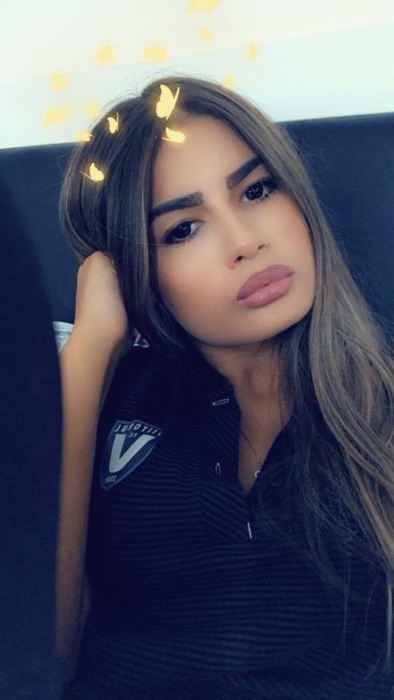 Vanessa îl susține mereu pe Denis