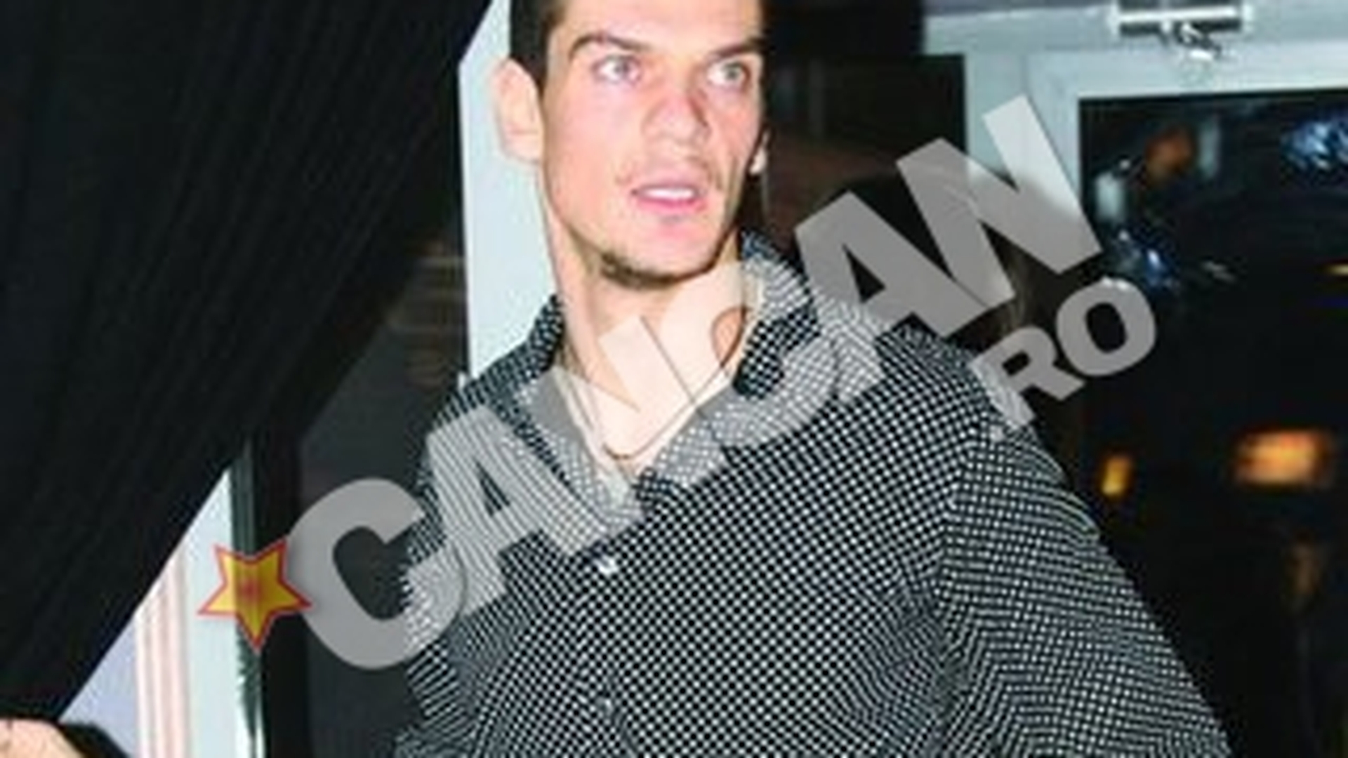 Tudor Chirila: "Vreau sa cred ca am investit intr-o prietenie cu un om adevarat. Mi-e greu sa accept ca as fi prieten cu un escroc"
