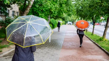 Prognoza meteo azi, 1 mai 2026: minivacanța de Ziua Muncii începe cu lapoviță și ninsoare! Zonele în care vremea se dezlănțuie