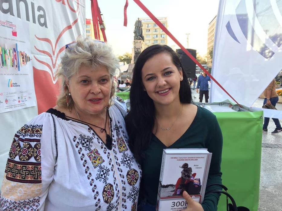 Mariea Crâșmaru a scris o carte despre experiențele sale în jurul lumii