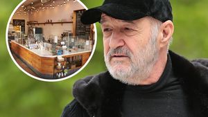 Scenă de groază la mall: fiica lui Becali s-a ascuns într-o cofetărie de frica unui obsedat!  ”I-a spus că a vorbit cu Dumnezeu și dorește ca aceasta să fie soția lui”