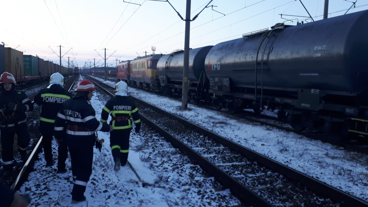 Alertă într-o gară din Teleorman! Pompierii au intervenit de urgență, iar călătorii au fost evacuați