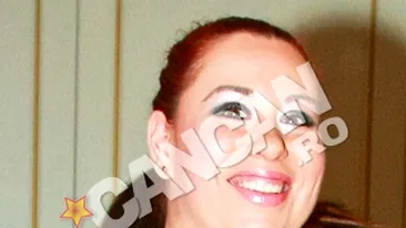 Ei bine, da! Oana Roman, la bine imbracate! Vezi cu ce tinuta a convins fiica fostului premier ca merita aprecieri