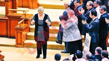 Ura, am votat impotriva Guvernului!