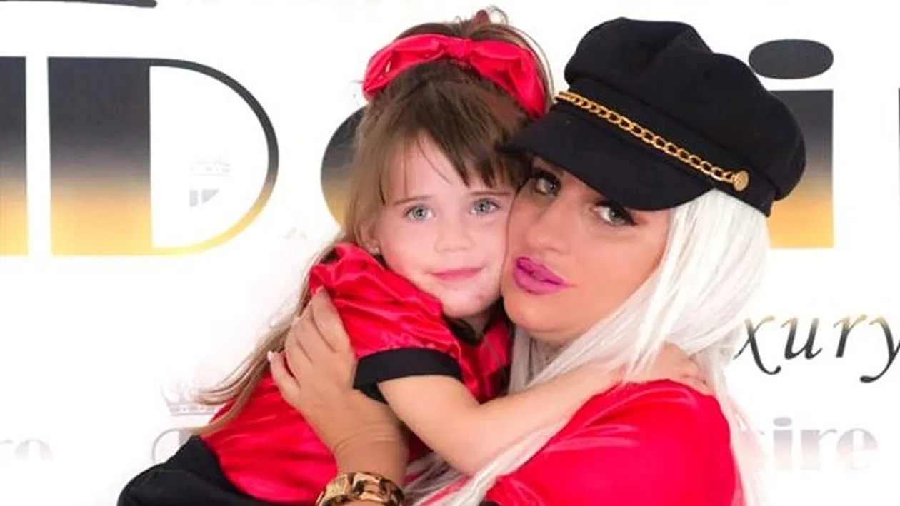 Sânziana Buruiană s-a tuns scurt. Cât de bine o prinde pe vedetă schimbarea de look radicală