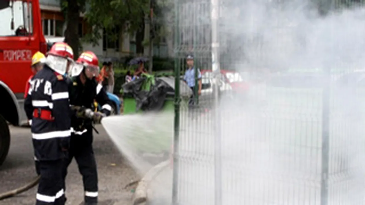 Un nou incendiu in Capitala! Sediul unei ambasade situata in sectorul 2 a luat foc!