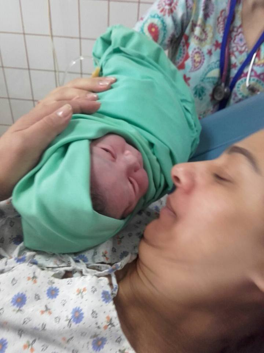 Cântăreaţa Făniţa Modoran a născut! Prima fotografie cu fetiţa