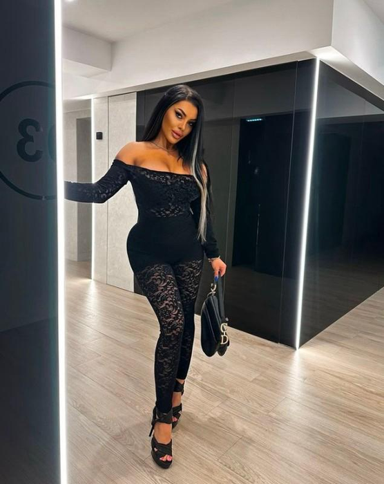 Bianca Ghiurcă, criză de gelozie după ce i s-a spus că Prințul s-a cuplat cu Maria Tebieș: ”Stai liniștită, că nu se uită la tine”
