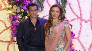 Iulia Vântur a făcut anunţul, după ce a apărut în emisiunea lui Salman Khan din India: "Am avut emoţii"