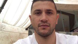 CLAUDIU RĂDUCANU revine de urgenţă în ţară! Ce veste a primit fotbalistul