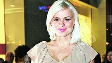 Jojo arde calorii crescandu-si singura fiul