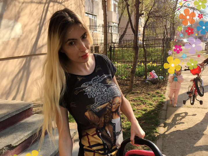 Sexy Brăileanca i-a atacat dur pe credincioşi, considerându-i ipocriţi