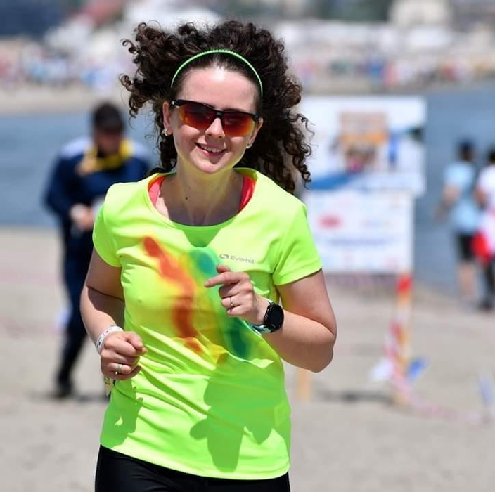 Adina, în timpul unei curse
