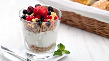 Avem nevoie de asa oameni! Un casier a platit consumatia unui pusti care nu avea suficienti bani la el!