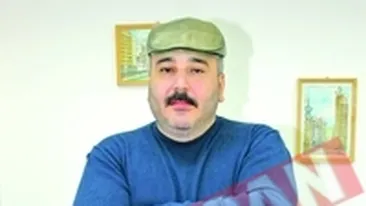 Sile Camataru si ziaristii socheaza strainii