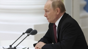A fost publicată scrisoarea Melaniei Trump către Vladimir Putin. Ce i-a scris, de fapt