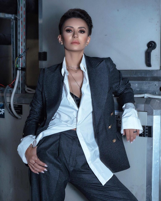 Giulia Anghelescu, pe mâna medicului estetician: ”Nu îmi e frică!”