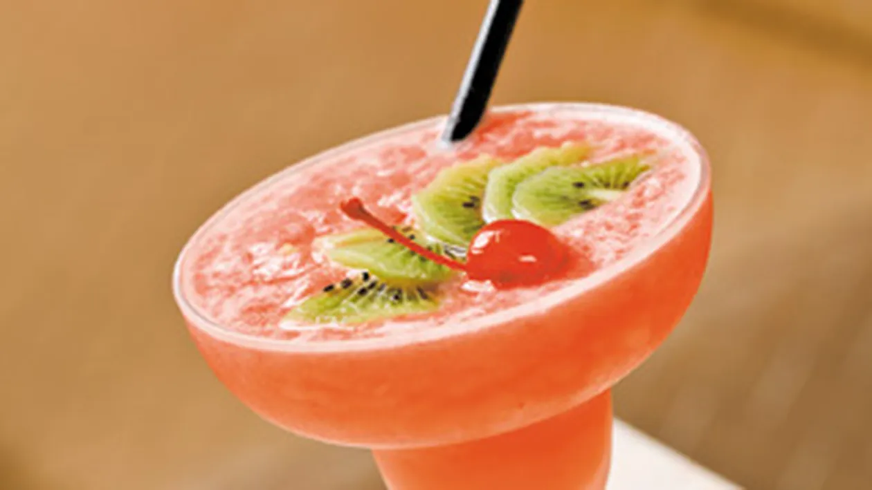 Cum sa ne hidratam in perioadele toride de vara! Solutii rãcoroase pentru zile cãlduroase