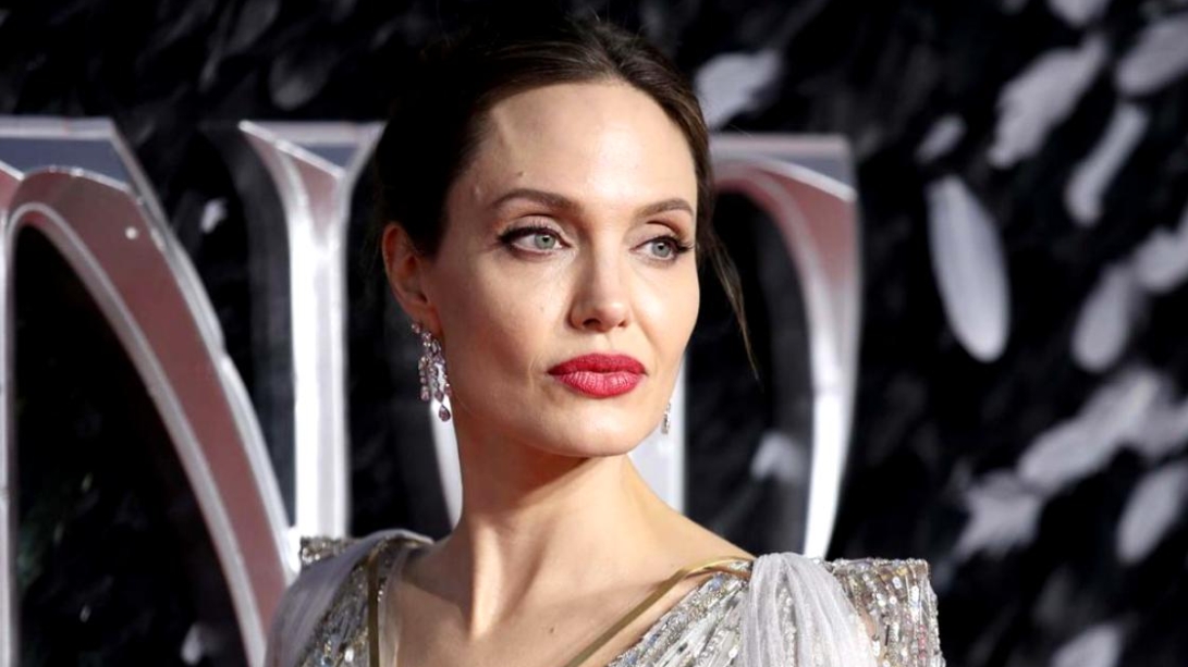 Angelina Jolie vrea să se retragă din lumea filmului și să se mute în Cambodgia! Fosta soție a lui Brad Pitt are probleme de sănătate