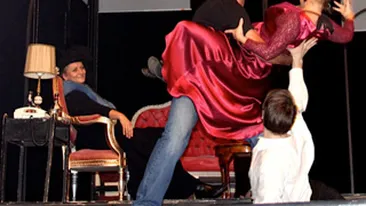 Radu Valcan e gigolo italian pe scena Teatrului Mic: Ma invart in inalta societate, in cautare de faima si bani