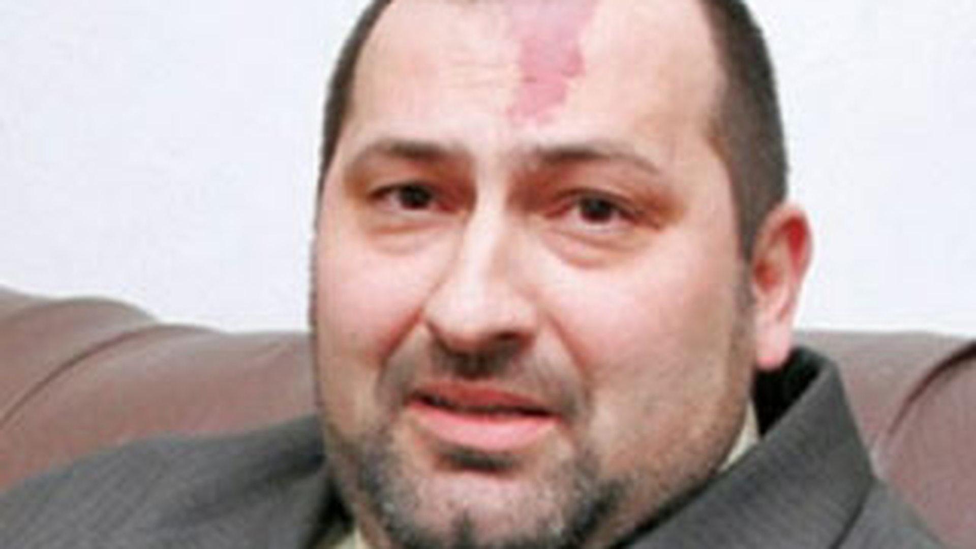 Vezi aici ce spune psihologul despre sinuciderea Malinei Olinescu!