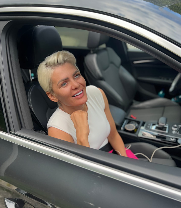Divorț-șoc în showbiz! Anamaria German, fosta concurentă de la X Factor, se desparte de soț după 4 ani de căsnicie