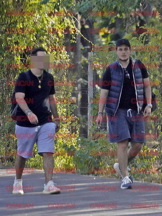Cei doi au făcut o plimbare în parc