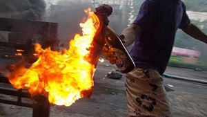 Cocteiluri Molotov au fost aruncate in timpul manifestatiei studentilor, in Montreal