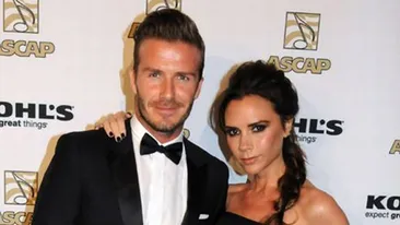 Fanii au rămas fără cuvinte! N-o să-ti vina sa crezi cate perechi de pantofi donează Victoria Beckham! Are in colectie cateva mii