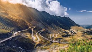 Se deschide circulația pe Transalpina! Care sunt restricțiile pe care turiștii trebuie să le respecte în acest an